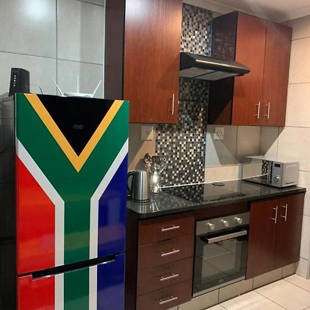 Rhino House With 3 Bedrooms Next To Pilanesberg And Sun City Mogwase Dış mekan fotoğraf