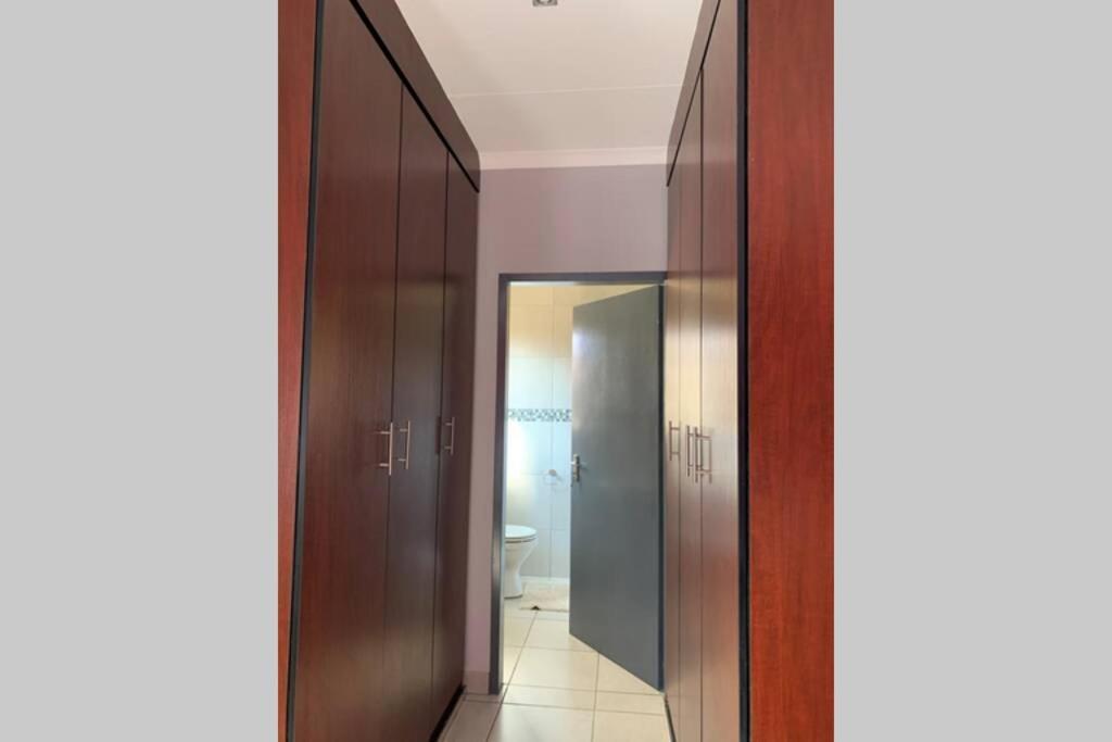 Rhino House With 3 Bedrooms Next To Pilanesberg And Sun City Mogwase Dış mekan fotoğraf
