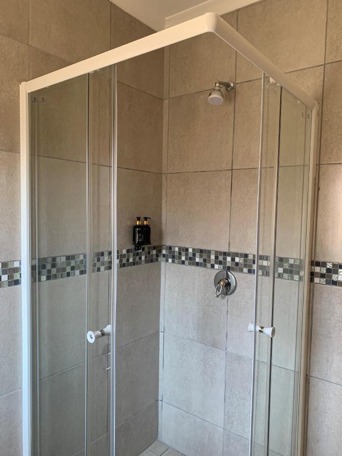 Rhino House With 3 Bedrooms Next To Pilanesberg And Sun City Mogwase Dış mekan fotoğraf